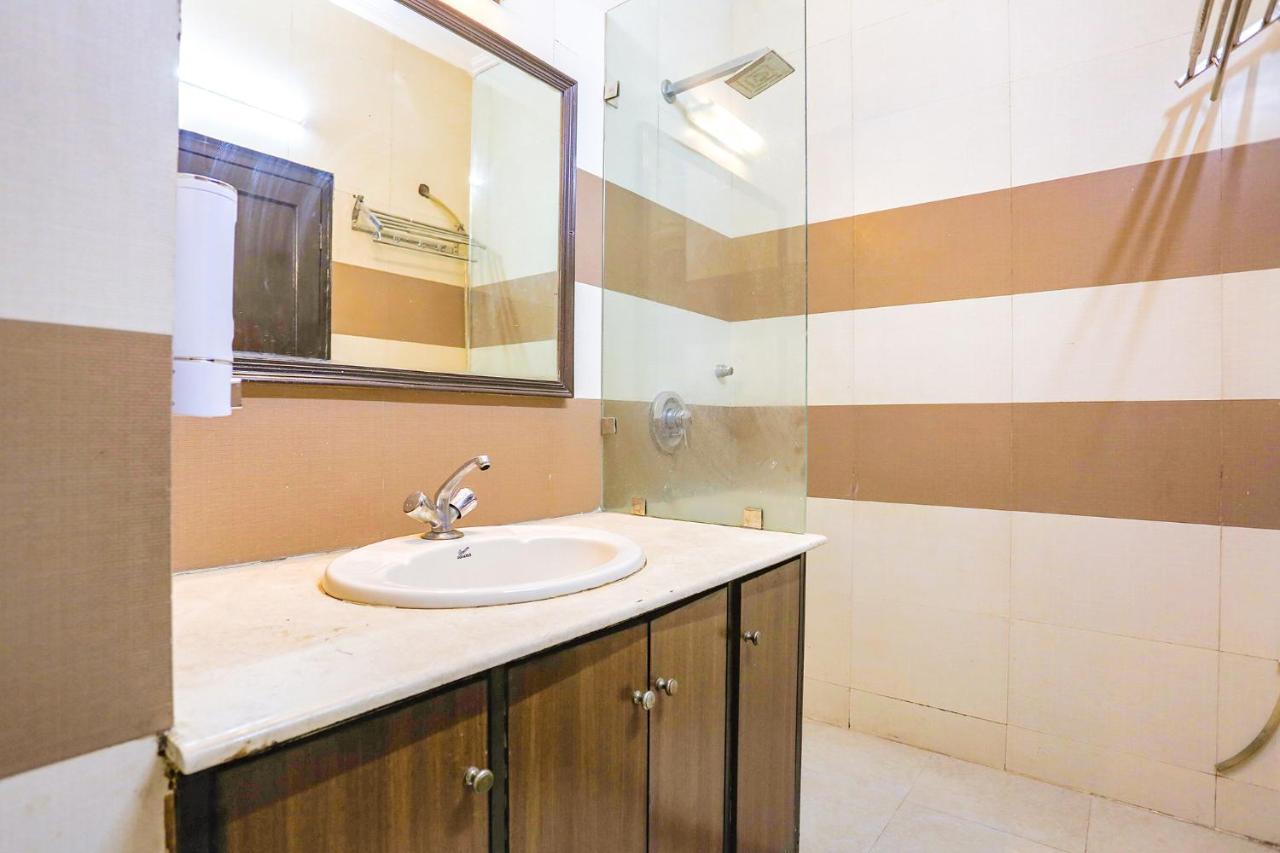 Hotel Capital O 43002 Grand Bella Nuova Delhi Esterno foto